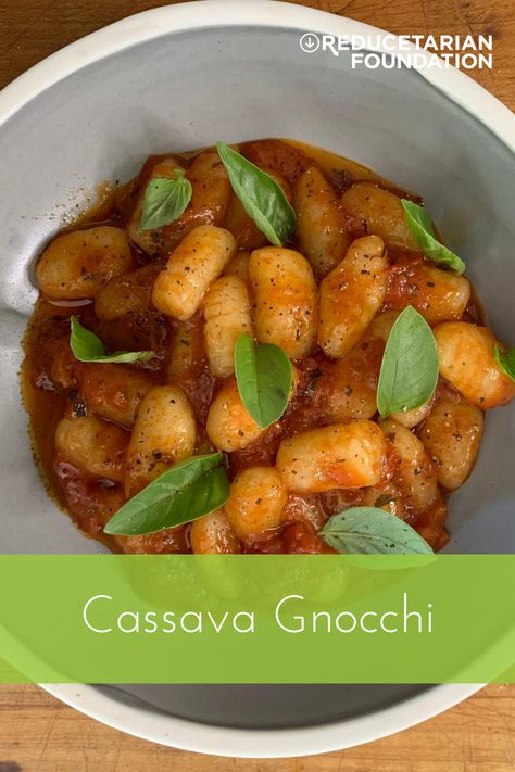 Gnocchi Recipes Healthy, Yucca Recipe, Yuca Recipes, Cassava Recipe, Gnocchi Recipes Homemade, Spicy Drinks, Aip Paleo Recipes, Gnocchi Recipe, Homemade Gnocchi