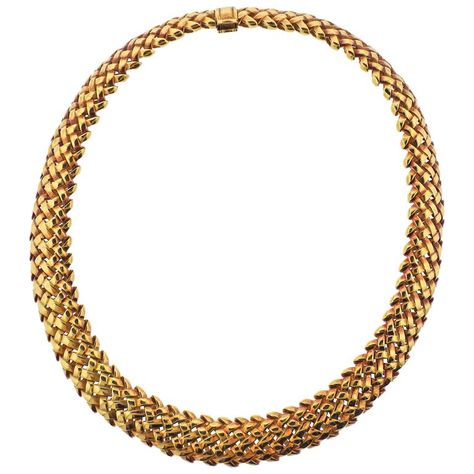 Tiffany & Co. 1960s Woven Gold Necklace | See more rare vintage More Necklaces at https://www.1stdibs.com/jewelry/necklaces/<null> Luxury Designer Gold-tone Necklace, 1stdibs Jewelry, Tiffany Hardwear Necklace Gold, Tiffany Hardwear Necklace, Diamond Necklace Tiffany, Luxury Jewelry Necklace Tiffany & Co., Gold Pendant Necklace Tiffany & Co., Gold Collar Necklace, Tiffany Diamond