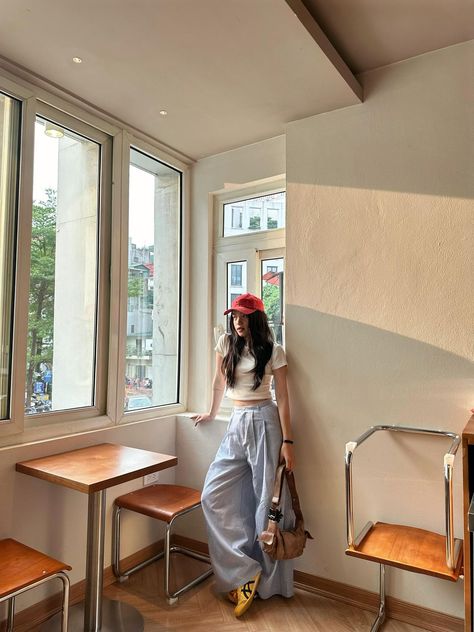 Summer Cafe Outfit, Taiwan Summer Outfits, Bangkok Photo Ideas, Bangkok Fits, Bangkok Outfit Ideas, Summer Outfits Japan, Korean Outfits Aesthetic, Vietnam Fits, Taiwan Outfit