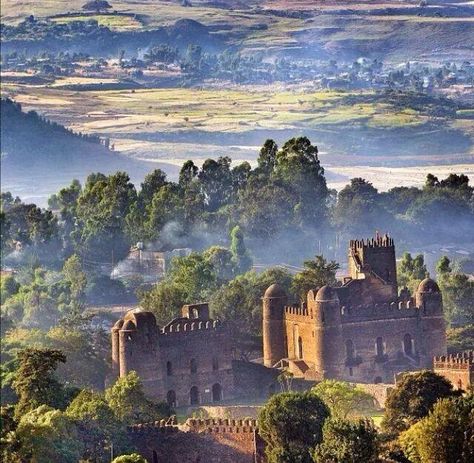 Gonder Fasiledes In Ethiopia Ethiopia Travel, History Of Ethiopia, Eric Lafforgue, Africa Do Sul, Fantasy Castle, African Countries, Africa Travel, Travel Goals, Pretty Places