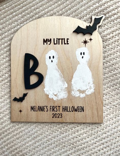 "The perfect keepsake for your baby's first Halloween!  Paint is not included with the sign.  Please provide name of baby in the personalization field. Sign will say \"My Little\" at the top and \"First Halloween, 2023\" at the bottom. If you would like any changes, please include that in the personalization field.  This listing is for one personalized DIY sign. Wood grain may slightly vary due to the nature of the product.  Please send me a message if you have any questions!" Fall Craft Newborn, Fall Baby Decorations Diy, Crafts For Babies Halloween, Newborn Halloween Painting, Baby Carving Pumpkin Ideas, Fall Crafts With One Year Old, Halloween Craft Ideas For Babies, Newborn Halloween Craft Ideas, Baby’s First Halloween Project