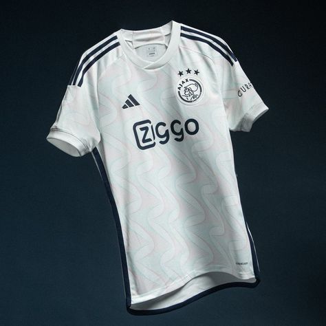 Ajax Jersey, White Football Jersey, Camisa Adidas, Fit Aesthetic, Football Shirt Designs, Sukajan Jacket, Football Jersey Shirt, Football Jersey Outfit, Johan Cruyff