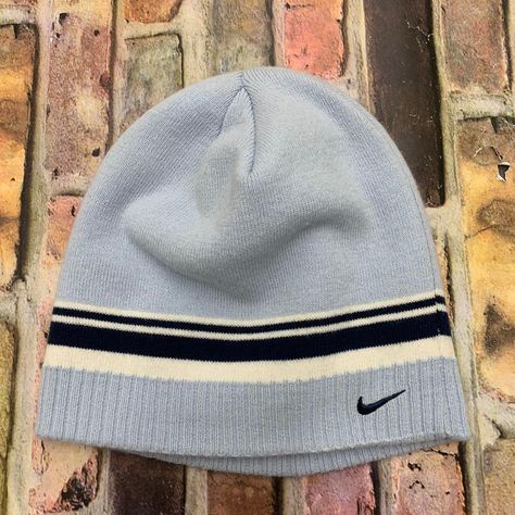 90s Beanie, Y2k Fashion Early 2000s, Nike Beanie, Cool Beanies, Fashion Beanie, Funky Hats, Y2k Early 2000s, Blue Y2k, Nike Vintage