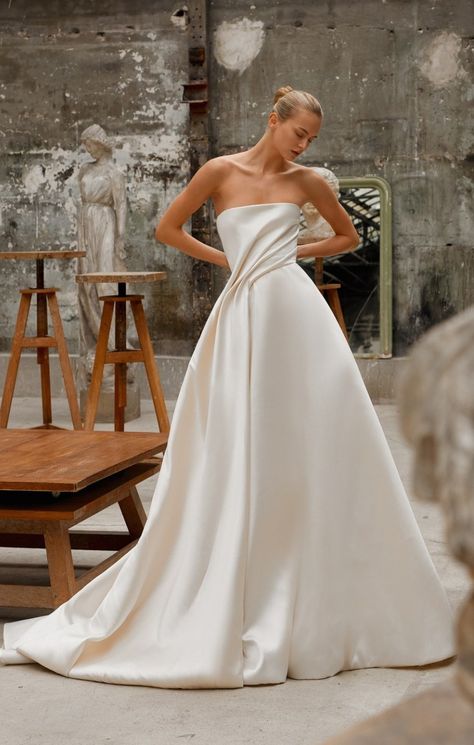 Dana Harel  Bridal 2025 Wedding Dress 2025, 2025 Wedding Dresses, Dana Harel Bridal, Wedding Dress With Big Bow, Tony Ward Bridal, Carolina Herrera Wedding Dress, Dana Harel, Dress With Big Bow, Waist Wedding Dress