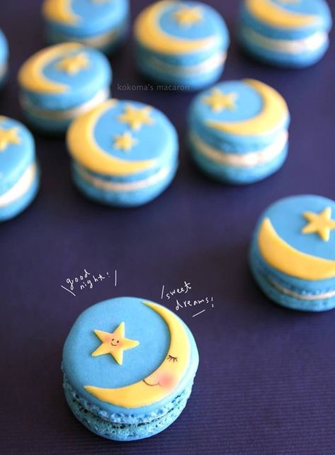 Star Macarons, Kue Macaroon, Macaroon Cookies, 귀여운 음식 그림, Macaron Cookies, French Macaroons, Moon Blue, Macaroon Recipes, Macaron Recipe