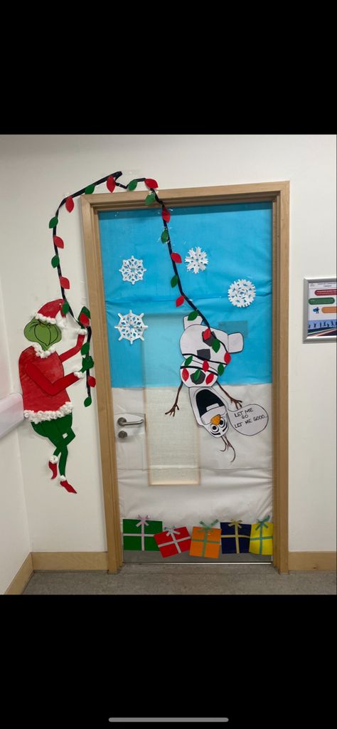 Christmas Toddler Door Ideas, Interactive Christmas Door, Christmas Door Ideas For Classroom Grinch, Christmas Classroom Door Funny, The Grinch Classroom Door Ideas, Christmas Door Decorations Easy, Classroom Door For Christmas, Christmas Door Themes, Olaf Christmas Door