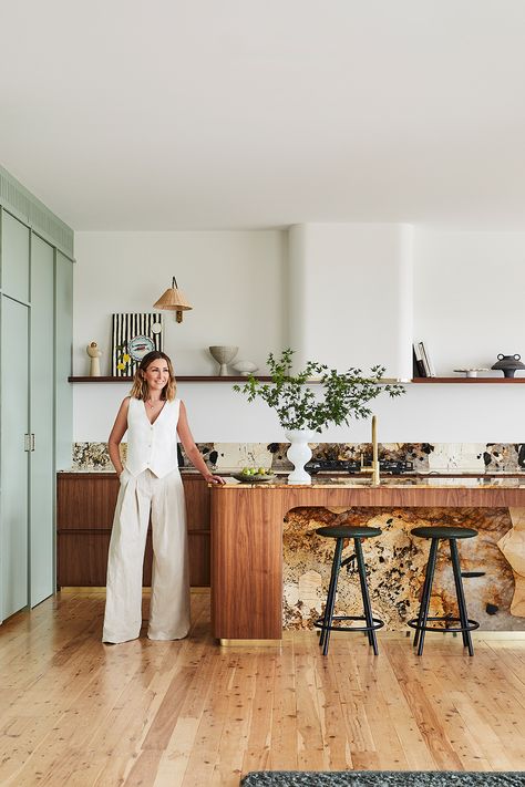 Yellow Kitchen Cupboards, Quartzite Kitchen Island, Charleston House, Custom Fireplace, Yellow Kitchen, Vintage Floor Lamp, Interior Stylist, Design Decor, Living Design