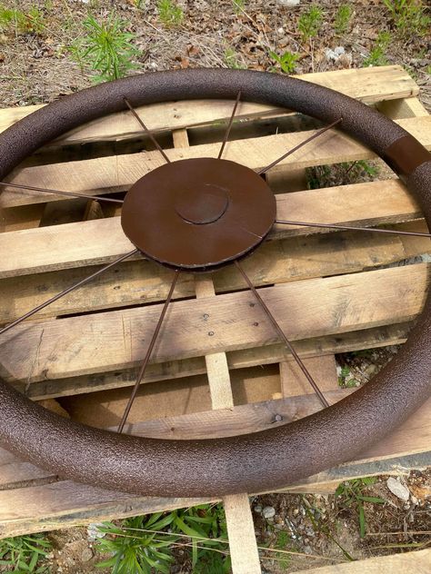 Diy Wagon Wheel How To Build, Country Backdrop Ideas Western Parties, Diy Wagon Wheel Decor, Country Western Parties Centerpieces, Round Up Party Western Theme, Diy Wagon Wheel Hula Hoop, Diy Rodeo Birthday Decor, Pioneer Parade Float Ideas, Western Classroom Transformation