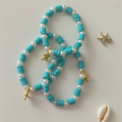 Go buy affordable bracelets now! Beachy Clay Bead Bracelet, Bracelet Preppy, Tropical Preppy, Styled Jewelry, Make Clay Beads, Clay Bead Bracelet, Starfish Bracelet, Blue Clay, Beach Bracelets