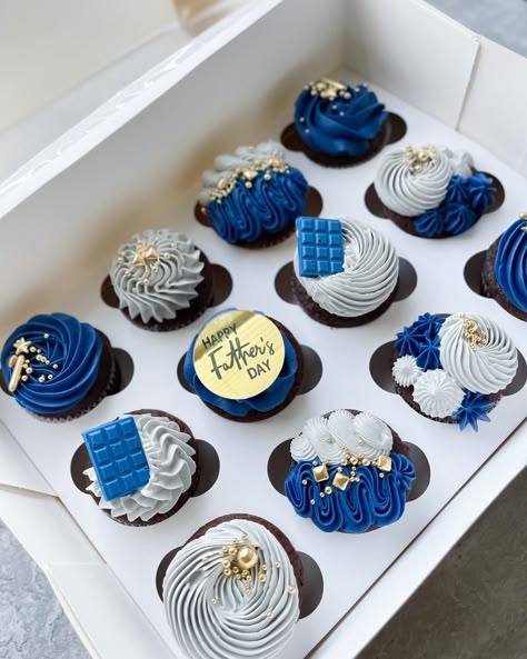 Blue And Gray Cupcakes, Cupcake Cakes For Men Birthday, Men Cupcakes Ideas, Blue And Silver Cupcake Ideas, Cupcake Decoration For Men, Cupcake For Men Birthday, Father Day Cupcakes, Mens Birthday Cupcakes Ideas, Mens Cupcakes Birthday