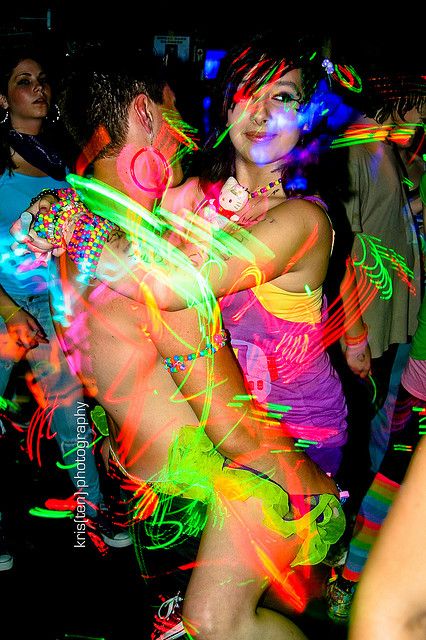 #Rave #Couple Early 2000s Rave Fashion, Y2k Rave Aesthetic, Wook Rave Aesthetic, Rave Astethic, Rave Artwork, Rave Metro, Rave Girl Aesthetic, 90s Rave Aesthetic, 1990s Rave