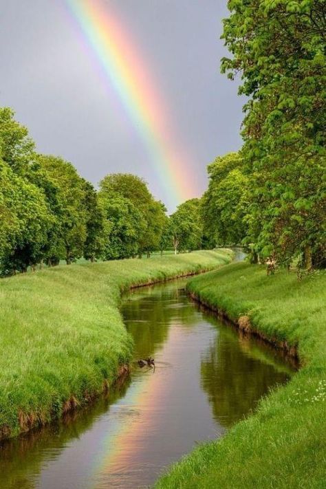 Arc En Ciel Aesthetic, Image Arc En Ciel, Rainbow Photography Nature, Belle Image Nature, Rainbow Waterfall, Deco Zen, Rainbow Pictures, Rainbow Photography, Scenery Photography