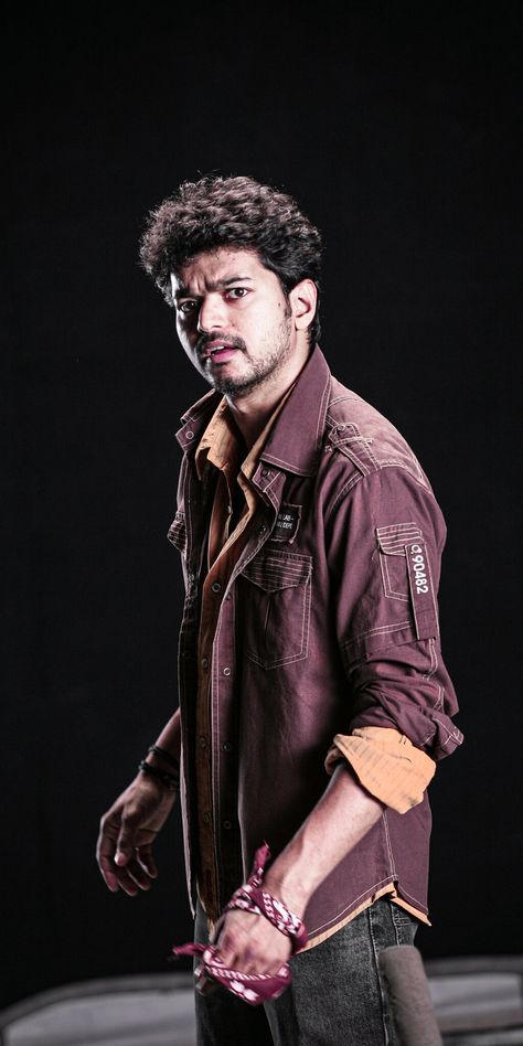 https://flic.kr/p/2ni9xaP | Thalapathy Vijay | Jenish Retouch Pokkiri Vijay Images, Pokkiri Vijay, Vintage Thalapathy, Vijay Actor Hd Images, Ilayathalapathy Vijay, Messi Wallpapers, Actor Vijay, Kgf Photos Hd, Prabhas Actor