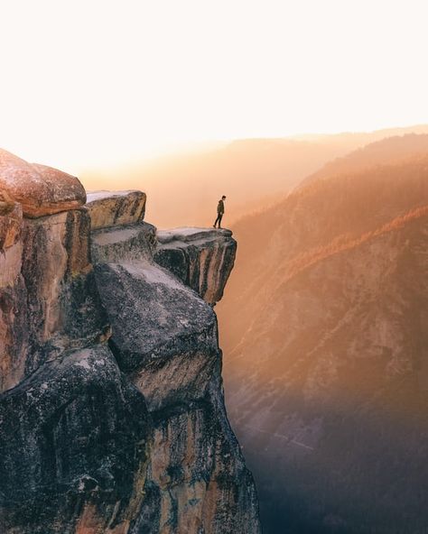 Tuolumne Meadows, Court Cards, Adventure Picture, Mountain Landscape Photography, Yosemite Park, North America Travel Destinations, Mountain Waterfall, Mountain Pictures, Yosemite Falls