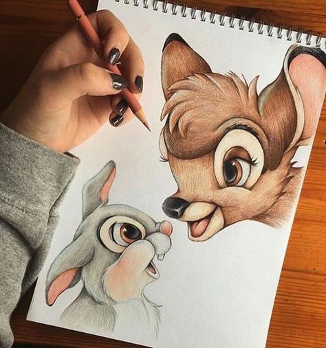 how-to-draw-easy-things-bambi-inspired-colourful-pencil-drawing-wooden-table Easy Pencil Drawings, Cool Things To Draw, Kule Ting, Easy Disney Drawings, Desen Realist, Drawing Hands, 디즈니 캐릭터, Draw Ideas, Prințese Disney