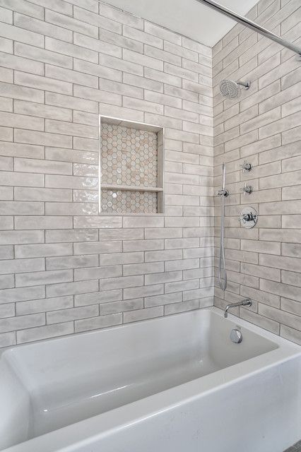 Tub Shower Combo Remodel, Bathroom Tub Shower Combo, Bathtub Shower Combo, Bathroom With Tub, Guest Bathroom Remodel, Bathroom Tub Shower, Bathtub Remodel, Bad Inspiration, Bathroom Redesign