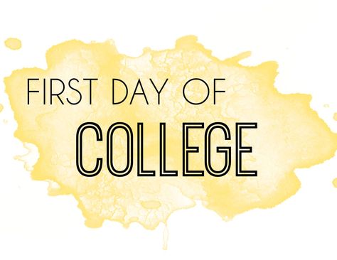 Print this first day of college watercolor first day of sign so you can fill in the blank and use for your photo on your first day. First Day Of 7th Grade, Last Day Of College, College Printables, Printable Signs Free, First Day Of College, Paper Trail Design, Last Day Of School Sign, Free Printable Crafts, First Day Of School Sign