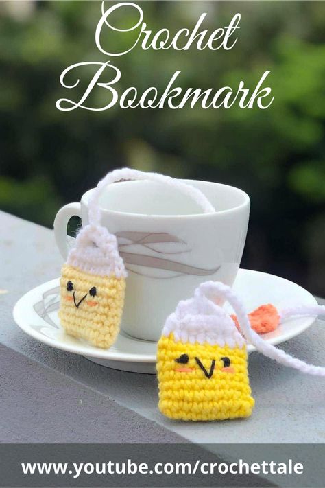 Tea Bag Crochet, Crochet Bookworm, Crochet Bags Aesthetic, Tea Bag Bookmark, Crochet Bookmark Tutorial, Crochet Bookmarks Free Patterns, Bookmarks Ideas, Bookmark Tutorial, Crochet Bookmark Pattern