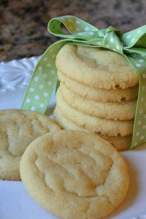 Cracked Sugar Cookies I | "Wow! There aren't enough stars on here for this cookie. This has to be the most perfect sugar cookie I have ever come across. I followed the recipe exactly and got excellent results." #allrecipes #cookies #cookierecipes #bakingrecipes #recipes Drop Sugar Cookie Recipe, Soft Oatmeal Cookies, Drop Sugar Cookies, Mint Chip Ice Cream, Perfect Sugar Cookies, Cinnamon Recipes, Sugar Cookie Dough, Halloween Desserts, Sugar Cookies Recipe