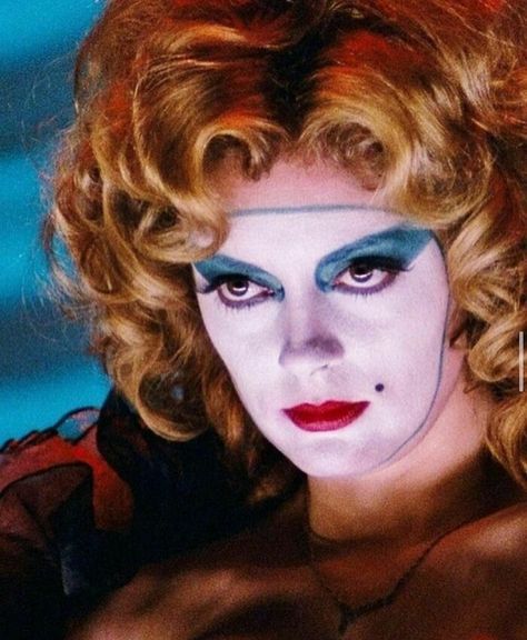 Susan Sarandon In The Rocky Horror Picture Show (1975) Janet Rocky Horror, Rocky Horror Picture Show Costume, Rocky Horror Costumes, Makeup Zombie, Drag Make-up, Show Makeup, Rocky Horror Show, Tim Curry, The Rocky Horror Picture Show