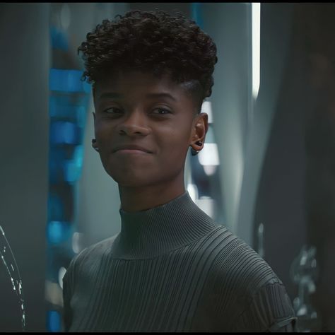 Letitia Wright Black Panther, Shuri Aesthetic, Shuri Icon, Black Panther Aesthetic, Shuri Udaku, Black Panther Icon, Panther Aesthetic, Stud Aesthetic, Shuri Marvel