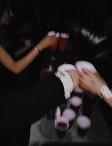 Red Solo Cup Aesthetic, Flip Cup Game, College Aesthetic Party, College Drinking Games, Frat Party Aesthetic, Red Cup Party, College Party Games, Solo Cups Party, College Memories