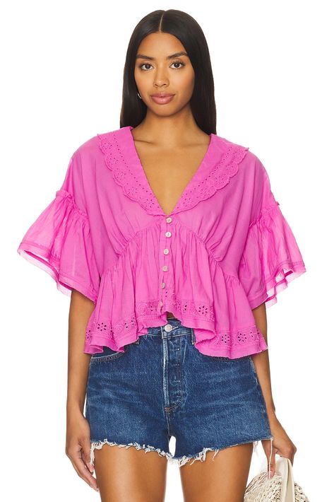 Shop for Free People Bella Cutwork Top in Fiji Flower at REVOLVE. Free 2-3 day shipping and returns, 30 day price match guarantee. Cute Modest Tops, Modest Tops For Women, Cutwork Top, Strawberry Hearts, Modest Tops, Best Casual Outfits, Set Outfits, Cute Blouses, Pink Outfits