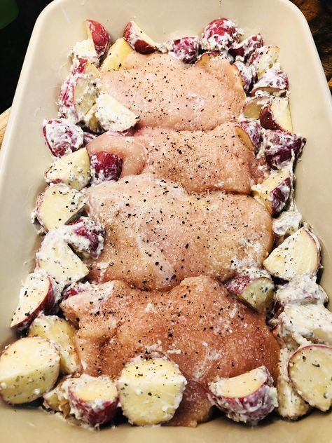 Creamy Parmesan Chicken and Potatoes - Cooks Well With Others Red Potatoes Healthy, Small Potatoes Recipe, Parmesan Chicken And Potatoes, Creamy Parmesan Chicken, Red Potato Recipes, Pan Chicken Recipes, Red Potato, One Pan Meal, Small Red Potatoes