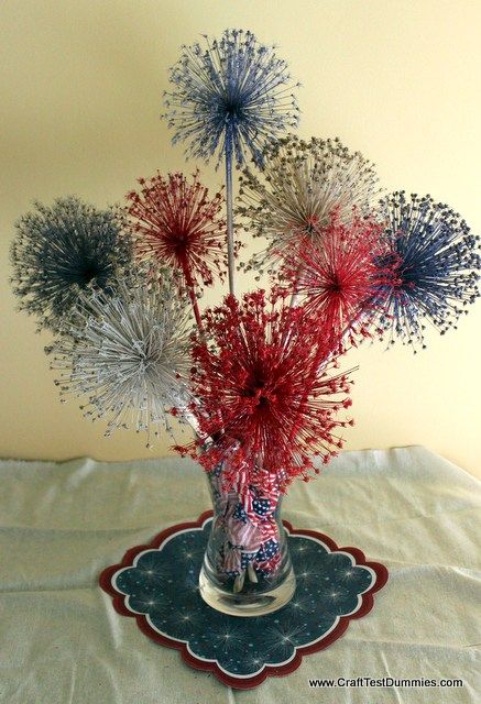 Allium Fireworks Centerpiece Fireworks Centerpiece, Kids Frocks Design Sewing Patterns, Patriotic Centerpieces, Memorial Day Decorations, Table Centerpieces Diy, 4th July Crafts, Fourth Of July Decor, Patriotic Crafts, Festival Diy