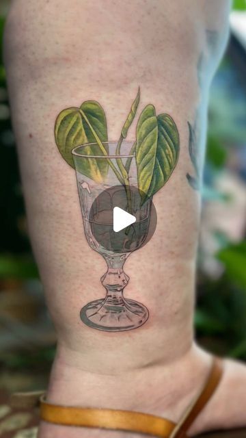 simonster.inkSeptember 17, 2023 on : "🪴 Pothos propagation tattoo 🪴    Where’s all my plant lovers at??     This was my first time tattooing glass and it’s definitely so...". Propagation Tattoo, Pothos Tattoo, Pothos Propagation, Art Nook, My Plant, Tattoo Inspo, Plant Lover, Nook, First Time