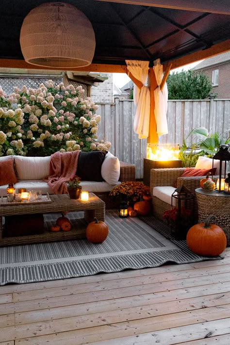 Fall Outdoor Deck Decorating Ideas, Gazebo Fall Decor, Thanksgiving Patio Decor, Halloween Deck Ideas, Fall Deck Decorating Ideas Cozy, Fall Deck Ideas, Fall Patio Decorating Ideas Cozy, Deck Fall Decor, Halloween Deck Decorations