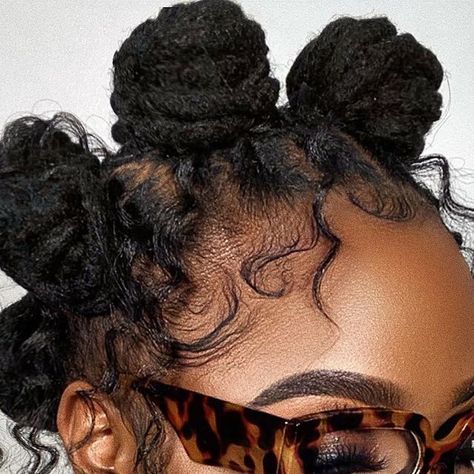 Jackie. on Instagram: "High quality ✨  Loc boho bantu knot tutorial live on my YouTube channel 🫶🏾 . . Frames: @sheinofficial  #locstyles #locstylesforwomen #locsndreds #loclivin #goodlocday #loclife #iamjackiecymone #jackiecymone" Bantu Knots With Locs, Bantu Knots On Locs, Mirco Locs, Wicks Locs, Loc Styles Short, December Hairstyles, Short Dreadlocks, Pretty Locs, Loc Nation