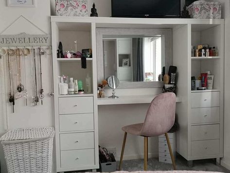 Bloke uses IKEA units to make incredible built-in bed and dressing table for his wife Wardrobe Design With Dressing, Dressing Table Hacks, Built In Dressing Table, Ikea Dressing Table, Wooden Bedroom Furniture Sets, Mirror Cupboard, Bed Dressing, Malm Dressing Table, Ikea Units