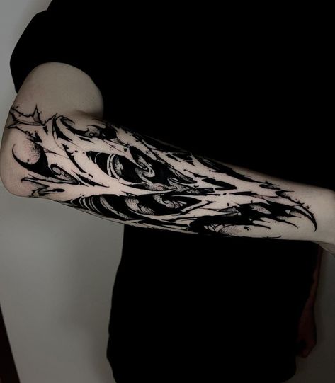 Emo Tattoos, Shadow Tattoo, Goth Tattoo, Gothic Floral, Full Arm Tattoos, Tattoo Inspiration Men, Beauty Of Flowers, Floral Tattoo Sleeve, Creepy Tattoos