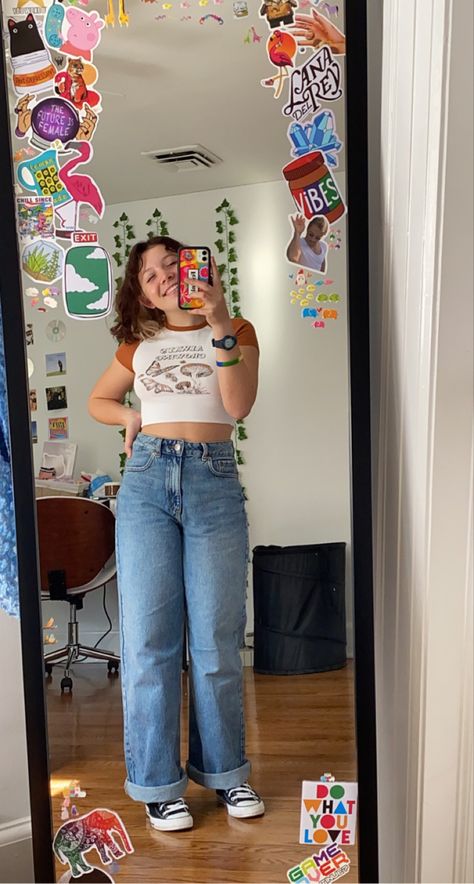 Outfit Ideas For Chubby Teenagers, Ropa Para Complexion Media, Curvy 90s Outfit, Cuerpo Complexion Media, Complexion Media Cuerpo Mujer, Complexion Media, Chubby Women Outfits, Medium Size Girls Outfits Aesthetic, Complexión Media