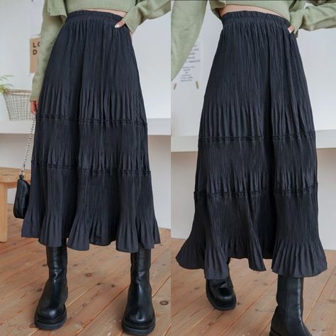 Formal Maxi Skirt Outfit Wedding, Fall Maxi Skirts, Business Casual Long Skirt, Business Professional Outfits Skirt, Fall 90s Outfits, Fall Long Skirt, Fall Maxi Skirt, Boho Business Casual, Winter Maxi Skirt Outfit