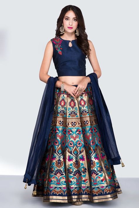 Blue Brocade Lehenga, Clothes For Party, Brocade Lehenga, Indian Wedding Gowns, Lehenga Blouse Designs, Ethnic Wear For Women, Indian Couture, Wedding Cocktail, Designer Lehenga Choli