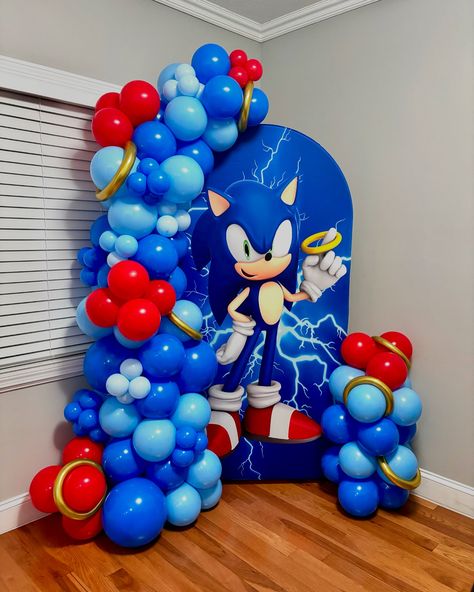 •💙💛❤️• Link in Bio for Inquiries ✨ ⠀⠀ ⠀ ⠀ #balloons #party #balloondecor #birthdayballoons #balloongarland #balloonartist #balloondecoration #eventdesign #birthdayballoons #balloonstylist #partydecor #events #partyplanner #balloonsri #partydecorations #eventdecor #sonic #sonicthehedgehog #sonicmovie #sonicparty #sonicx Sonic Bday Decorations, Boy Bday Decoration Ideas, Sonic Birthday Party Backdrop, Sonic 3rd Birthday Party, Simple Sonic Birthday Decorations, Sonic Birthday Theme Party Ideas, Sonic 4th Birthday Party Ideas, Sonic The Hedgehog Balloon Arch, Sonic Shadow Birthday Party