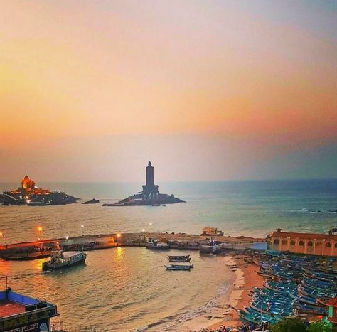 Sunrise point , Kanyakumari , India . Sunset Point, Kanyakumari, India, Beauty