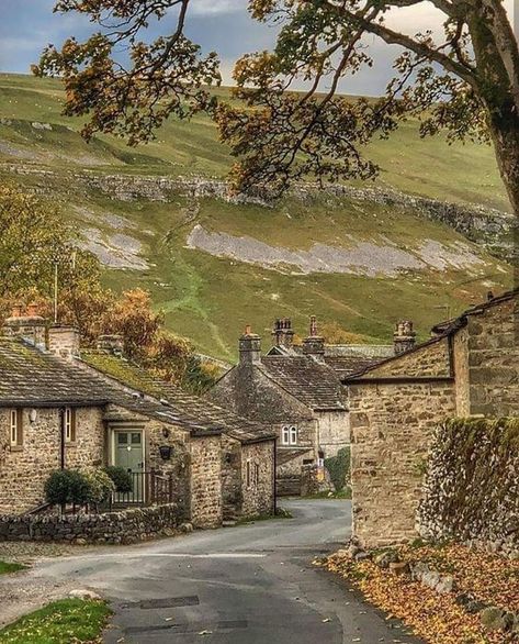 Shades of Love Stone Buildings, England Countryside, Magic Places, Old Village, English Village, British Countryside, Yorkshire Dales, England And Scotland, Yorkshire England