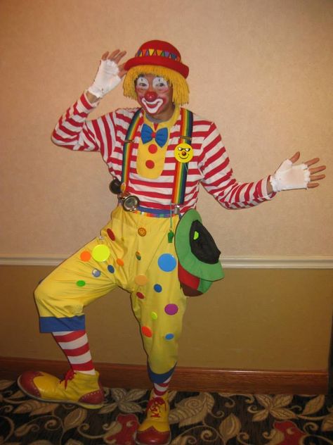 Guy Clown Costume, Clown Outfit Male, Mens Clown Costume, Clown Reference, Boys Clown Costume, Cute Clown Costume, Clown Ideas, Clown Stuff, Auguste Clown