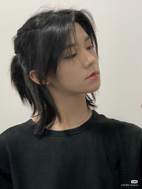 Pelo Ulzzang, Tomboy Haircut, Androgynous Haircut, Estilo Tomboy, Androgynous Hair, Tomboy Hairstyles, Short Hair Tomboy, Asian Short Hair, Hair Inspiration Short