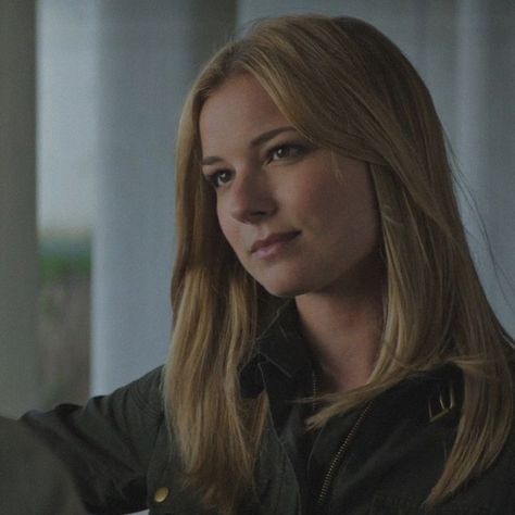 Sharon Carter Icons, Agent 13, Michelle Carter, Marvel Female Characters, Mcu Icons, Marvel Family, Emily Thorne, Sci Fi Girl, Sharon Carter