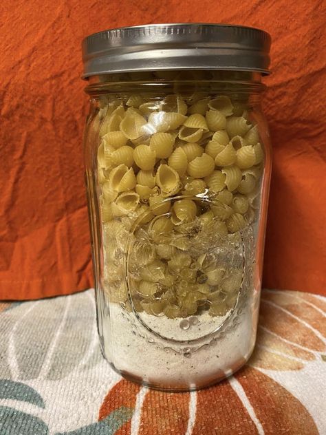 Homemade Hamburger Helper: Elevating Convenience with Delicious DIY Recipes Garlic Jelly, Veggie Powder, Canning Bread, Dry Canning, Pullman Loaf, Hamburger Helper Recipes, Homemade Dry Mixes, Homemade Nachos, Pantry Jars