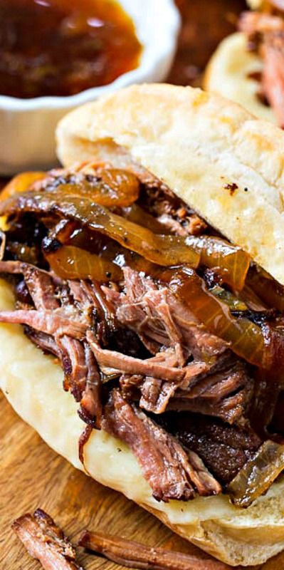 -Crock Pot French Dip Sandwich - so tender and juicy, served on a toasted hoagie with melted provolone. Crock Pot French Dip, French Dip Crock Pot, Pulled Pork Sandwiches, Pork Sandwiches, Hoagie Rolls, French Dip Sandwich, Garlic Clove, French Dip, Crockpot Dishes