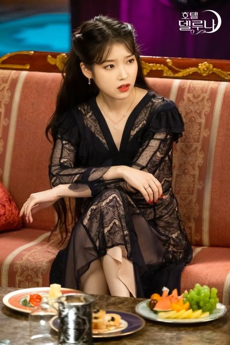 Luna Fashion, Chica Cool, Iu Fashion, Korean Actresses, Korean Celebrities, Looks Chic, Sweet Style, Fashion Photoshoot, Korean Beauty