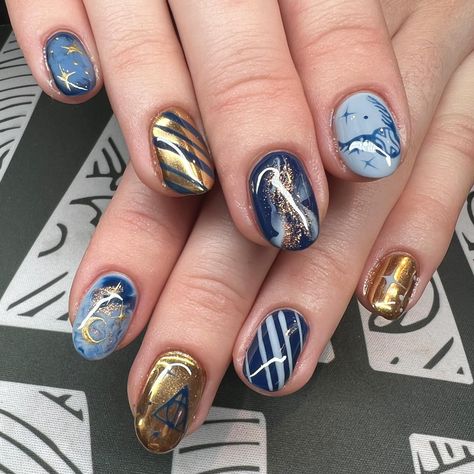 Hufflepuff Nail Art, Ravenclaw Nail Art, Simple Harry Potter Nails, Harry Potter Nail Ideas, Ravenclaw Nails, Harry Potter Nails Designs, Ravenclaw Harry Potter, Potter Nails, Harry Potter Nail Art