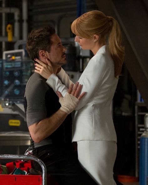 Pepperony Marvel, Tony Stark And Pepper Potts, Movies Couples, ليلي كولينز, Tony And Pepper, Robert Jr, Toni Stark, Marvel Couples, Marvel Dr