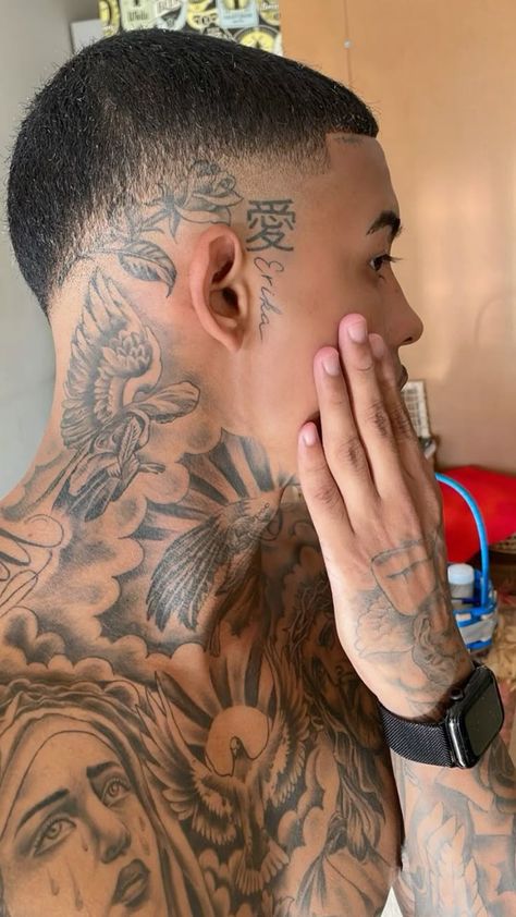 Men S Neck Tattoo, Back Neck Tattoo Men, Tattoo Neck Men, Mens Neck Tattoos, Men Neck Tattoo, Back Of Neck Tattoo Men, Koch Tattoo, Neck Tattoo Men, Hals Tattoo Mann