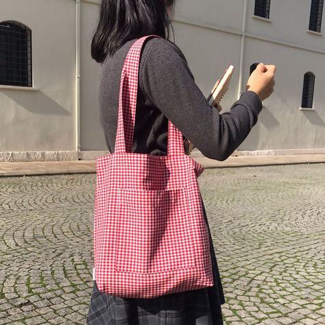 Shopping Bag Sewing, Gingham Tote Bag, Shopping Bags Diy, Linen Bags, Red Tote Bag, Diy Bag Designs, Grocery Shopping Bags, Black Gingham, Diy Bags Purses